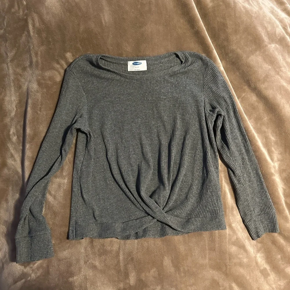 Old Navy Long Sleeve. - Picture 2 of 6